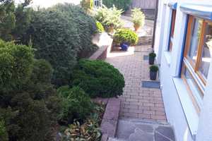 Freistehendes Einfamilienhaus mit großem Garten, 3 Garagen, Carport in Knittlingen (Stadt) – Enzkreis – Vorschaubild 4