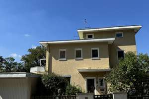 Gepflegtes 6,5-Zimmer Haus in der Villengegend von Heidenheim mit Garage