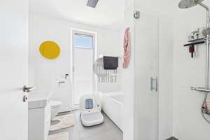EXKLUSIVES PENTHOUSE: SMART-HOME, 2 LOGGIEN, DESIGN-TAGESLICHTBAD & LUXURIÖSE AUSSTATTUNG – Die vollständige Adresse der Immobilie erhältst du vom Anbieter., 30453 Limmer, Hannover – Vorschaubild 7