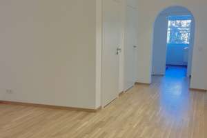 Toprenovierte, großzügig geschnittene, helle 4-Zi.- Whg. mit zwei Balkonen, Provisionsfrei! – Die vollständige Adresse der Immobilie erhältst du vom Anbieter., 80689 St. Ulrich, München – Vorschaubild 18