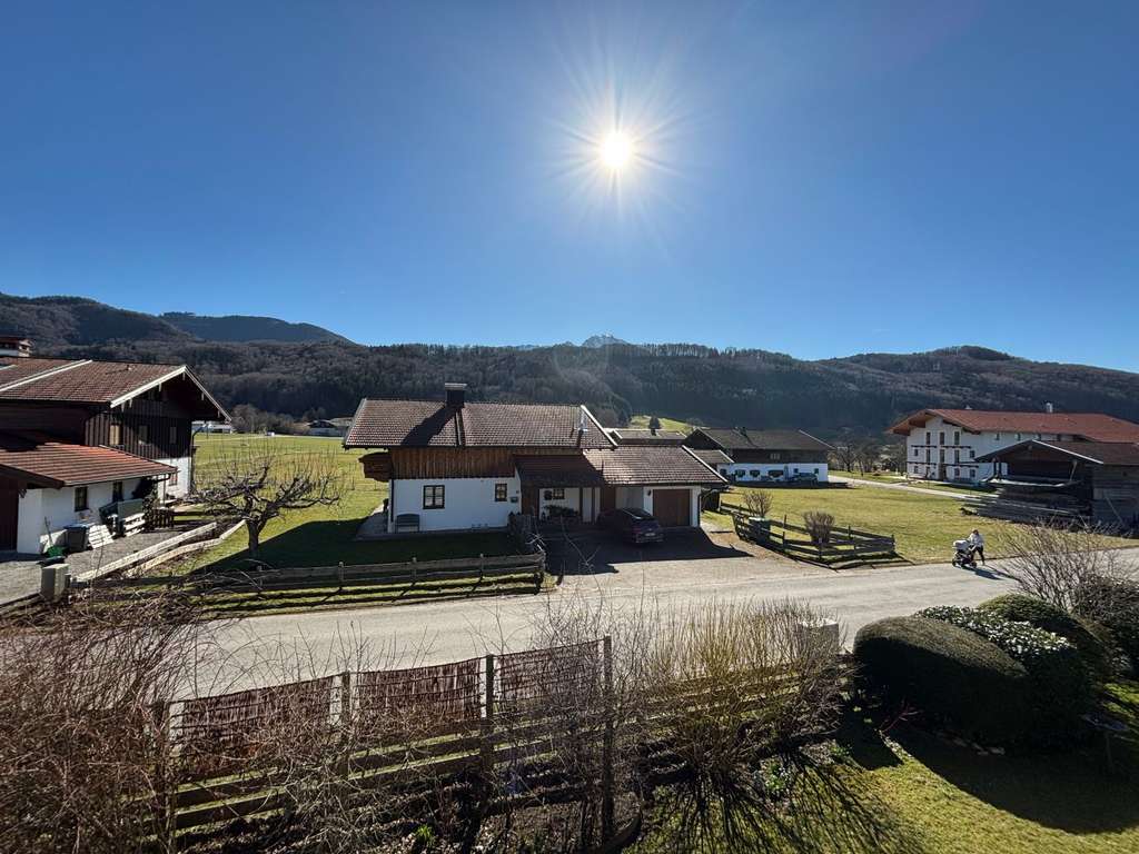 Immobilie in Bergen - 3-Zimmer-Eigentumswohnung in Bergen mit Bergblick - Bild 2