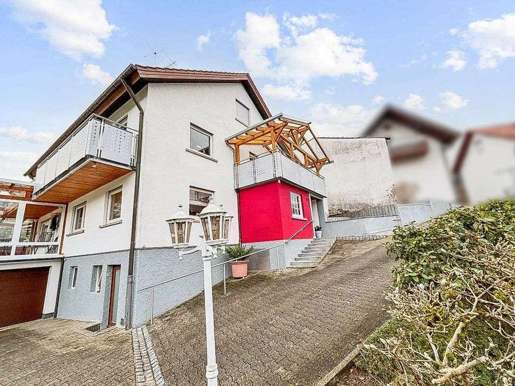 Immobilie in Bühlertal - Viel Platz für Generationen – Haus im idyllischen Bühlertal - Bild 0