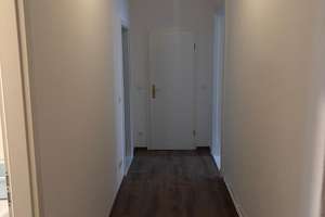 Großzügige 3-Zimmer-Stuckaltbauwohnung mit Balkon – Wilhelm-Stolze- Straße 19, 10249 Friedrichshain, Berlin – Vorschaubild 11