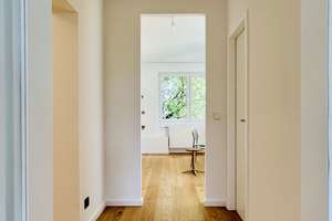 Lichtdurchflutete Wohnung mit außergewöhnlich großem Grundstücksanteil und parkähnlichem Blick – Storkower Straße 68, 10409 Prenzlauer Berg, Berlin – Vorschaubild 7