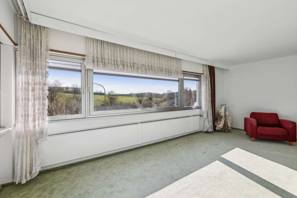 Immobilie in Reifenberg - Wohnhaus mit großem Grundstück und bis zu drei Wohneinheiten - Bild 3