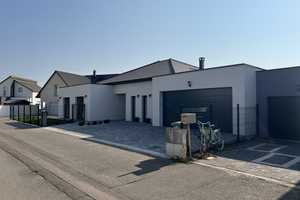 *RE/MAX Exklusiv!* Energieeffizienzhaus A Bungalow BJ 2022 mit 10 Jahren Garantie plus Ausbaureserve – Breisgau-Hochschwarzwald (Kreis) – Vorschaubild 5