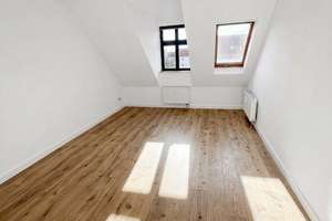 Attraktive 3-Zimmer-Wohnung in Gohlis mit Einbauküche und Gartennutzung