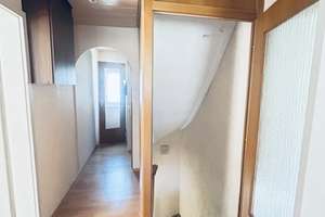 Ruhig und sonnig, renovierungsbedürftig- Toller gr. Garten + 56 qm ausbaubares DG!  + ZUSATZGEBÄUDE – Die vollständige Adresse der Immobilie erhältst du vom Anbieter., 70435 Zuffenhausen-Mitte, Stuttgart – Vorschaubild 14