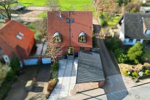 Ihre sorgenfreie Zukunft! Durchgehend renoviertes Mehrfamilienhaus mit 5 WE in Ostseenähe in Süsel – Die vollständige Adresse der Immobilie erhältst du vom Anbieter., 23701 Süsel – Vorschaubild 3
