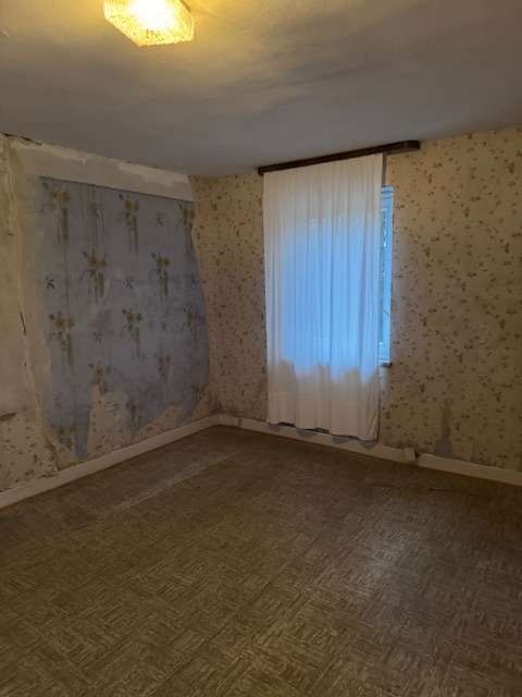 Immobilie in Sörth - Ländlich, ruhig & nicht nur für Handwerker ein Traum - Bild 3