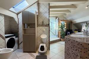 Property thumbnail 8