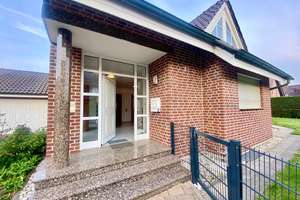 Sehr gepflegtes 8-Zimmer-Einfamilienhaus mit Garten, Küche, Kamin und Doppelgarage in ruhiger Lage! – Die vollständige Adresse der Immobilie erhältst du vom Anbieter., 41470 Rosellen, Neuss – Vorschaubild 2