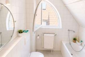Schöne und helle 2,5 Zimmer  Maisonette Wohnung mit Terrasse mitten in Bad Cannstatt – Erbsenbrunnengasse 17, 70372 Cannstatt-Mitte, Stuttgart – Vorschaubild 11