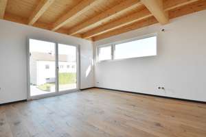 Exklusiv und energieeffizient Wohnen im Voralpenland – Sudetenstraße 38, 83052 Bruckmühl – Vorschaubild 8