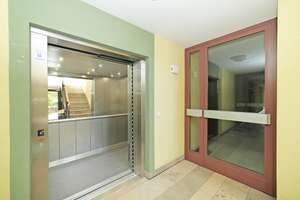 Attraktive und frisch renovierte 2-Zimmer-Wohnung mit Balkon in München Freimann - sofort beziehbar – Die vollständige Adresse der Immobilie erhältst du vom Anbieter., 80939 Freimann, München – Vorschaubild 19