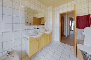 Bungalow mit Einliegerwohnung in Toplage – Die vollständige Adresse der Immobilie erhältst du vom Anbieter., 66892 Bruchmühlbach-Miesau – Vorschaubild 6