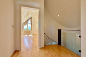 Stilvolle Penthouse-Maisonette mit privater Dachterrasse und Haus-im-Haus-Charakter – Die vollständige Adresse der Immobilie erhältst du vom Anbieter., 47799 Cracau, Krefeld – Vorschaubild 11
