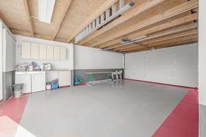 Großes Mehrfamilienhaus, Pool u. Doppelgarage, gepflegt, teilrenoviert – Hochlandstraße 27, 80995 Feldmoching, München – Vorschaubild 34