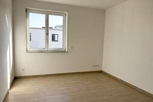 Ihr neues Zuhause in Striesen: 4 Zimmer, Gäste-Bad, 2 Balkone, Lift & TG – Eibenstocker Straße 99b, 1277 Striesen-Ost, Dresden – Vorschaubild 11