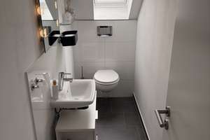 Moderne 4,5-Zimmer-Dachgeschosswohnung mit großer Süd-/West-Loggia - provisionsfrei! – Am Gardenkamp 5, 44227 Eichlinghofen, Dortmund – Vorschaubild 12