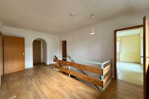 Im Wacholder! Freistehendes Einfamilienhaus in Allmersbach im Tal – Die vollständige Adresse der Immobilie erhältst du vom Anbieter., 71573 Allmersbach im Tal – Vorschaubild 3