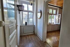 Charmante Altbauwohnung mit Terrasse und Balkon im Herzen von Solingen Wald – Die vollständige Adresse der Immobilie erhältst du vom Anbieter., 42719 Wald, Solingen – Vorschaubild 2