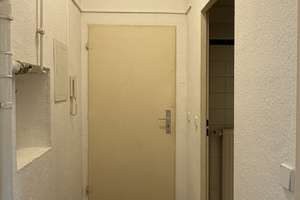 Bezugsfreie 1-Zimmer-Wohnung mit großem Balkon in Friedrichshain – Die vollständige Adresse der Immobilie erhältst du vom Anbieter., 10247 Friedrichshain, Berlin – Vorschaubild 8