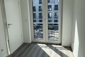 *Gemütliche 3 Zimmer mit Einbauküche für die kleine Familie* – Semmelweisstraße 22, 12524 Altglienicke, Berlin – Vorschaubild 10