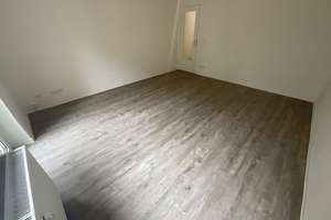 2,5 Zimmer-Wohnung mit Balkon und Tageslichtbad mit Wanne – Eutiner Str. 30, 23554 Sankt Lorenz Nord, Lübeck – Vorschaubild 4