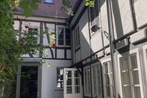 Wohnen mit Charakter: Vier-Zimmer-Wohnung in der Innenstadt-West – Waldstrasse 17, 76133 Innenstadt-West, Karlsruhe – Vorschaubild 3