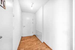 Lichtdurchflutete 3-Zimmer-Wohnung mit Balkon & Aufzug - ab sofort bezugsfrei  – Die vollständige Adresse der Immobilie erhältst du vom Anbieter., 80469 Glockenbach, München – Vorschaubild 13