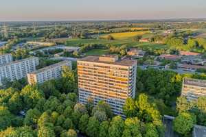 KAUF GEGEN GEBOT / Vermietetes 1,5 Zimmer-Apartment im 8. OG – München – Vorschaubild 1
