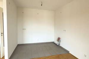 Vier auf einen Schlag – Václav-Havel-Platz 10, 53121 Endenich, Bonn – Vorschaubild 4