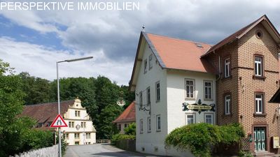 Die Grafenfamilie als Nachbarn - historisches Anwesen mit Gasthaus & Industriehallen in Top-Lag