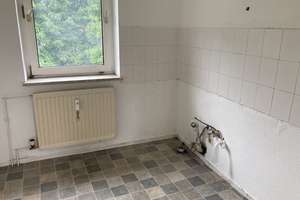 Frisch für Ihren Einzug renoviert - 2 Zimmer Wohnung in zentraler Lage von Salzgitter – Hirschgraben 17, 38226 Lebenstedt, Salzgitter – Vorschaubild 2