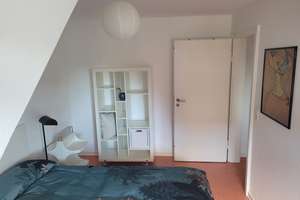 Möblierte und ruhige 2-Zimmer Dachgeschosswohnung im Bessungen – Steinackerstraße 13, 64285 Mitte, Darmstadt – Vorschaubild 5