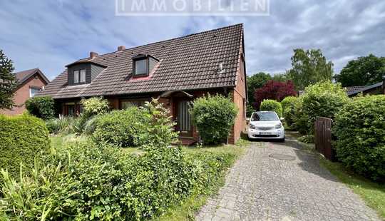 Bild von DHH mit großem Garten in der Lohkampsiedlung!