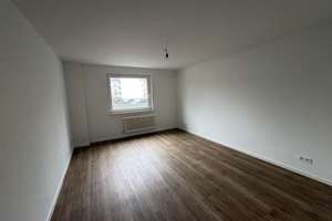 Erdgeschoss 1-Zimmerwohnung mit separater Küche - 69005 – Servatiusstraße 69, 51109 Ostheim, Köln – Vorschaubild 1