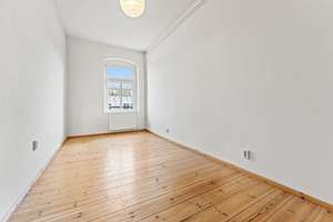 Kastanienallee 32 - Komplette 4. Etage - 217 qm - Wohnzimmer 50 qm - von privat! – Die vollständige Adresse der Immobilie erhältst du vom Anbieter., 10435 Prenzlauer Berg, Berlin – Vorschaubild 17