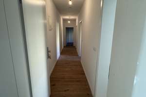 Frisch sanierte Erdgeschosswohnung mit EBK und Keller – Ackerstraße 30, 39112 Sudenburg, Magdeburg – Vorschaubild 2