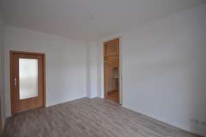 Vermietete 3-Raum Wohnung mit Balkon und Einbauküche – Klarastraße 32, 9131 Hilbersdorf, Chemnitz – Vorschaubild 4