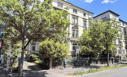 Zuhause mit 26 Zimmern in einem sanierten Denkmal in Karlsruhe