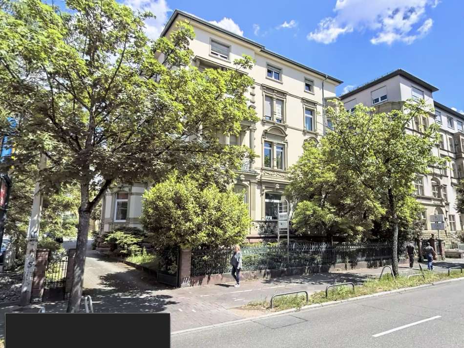 Kriegsstr 234 aussen links