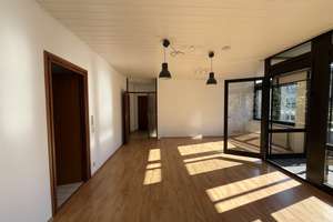 2-ZW mit Aufzug und sonnigem Balkon