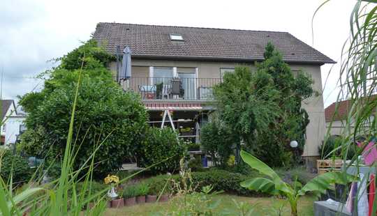 Bild von Einfamilienhaus und Dreifamilienhaus auf zwei Grundstücken in Mörfelden am Park