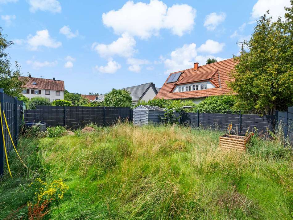 zugehörige Gartenparzelle