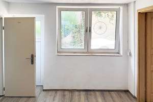 Wohnen, Vermieten, Entwickeln: Mehrfamilienhaus, Zweifamilienhaus mit Scheune – Die vollständige Adresse der Immobilie erhältst du vom Anbieter., 53115 Endenich, Bonn – Vorschaubild 17