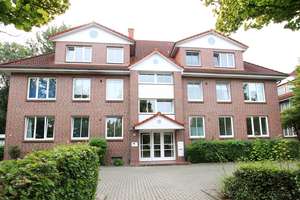 Dachgeschosswohnung mit Balkon und Pkw-Stellplatz in Westerstede - zentrale Wohnlage – Die vollständige Adresse der Immobilie erhältst du vom Anbieter., 26655 Westerstede – Vorschaubild 2