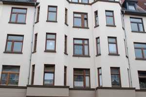 List helle 2- Zimmer Altbauwohnung – Kriegerstraße  30, 30161 Hannover – Vorschaubild 1