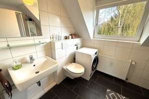 Wohnglück über zwei Ebenen mit sonniger Loggia! – Die vollständige Adresse der Immobilie erhältst du vom Anbieter., 26125 Nadorst, Oldenburg (Oldenburg) – Vorschaubild 6